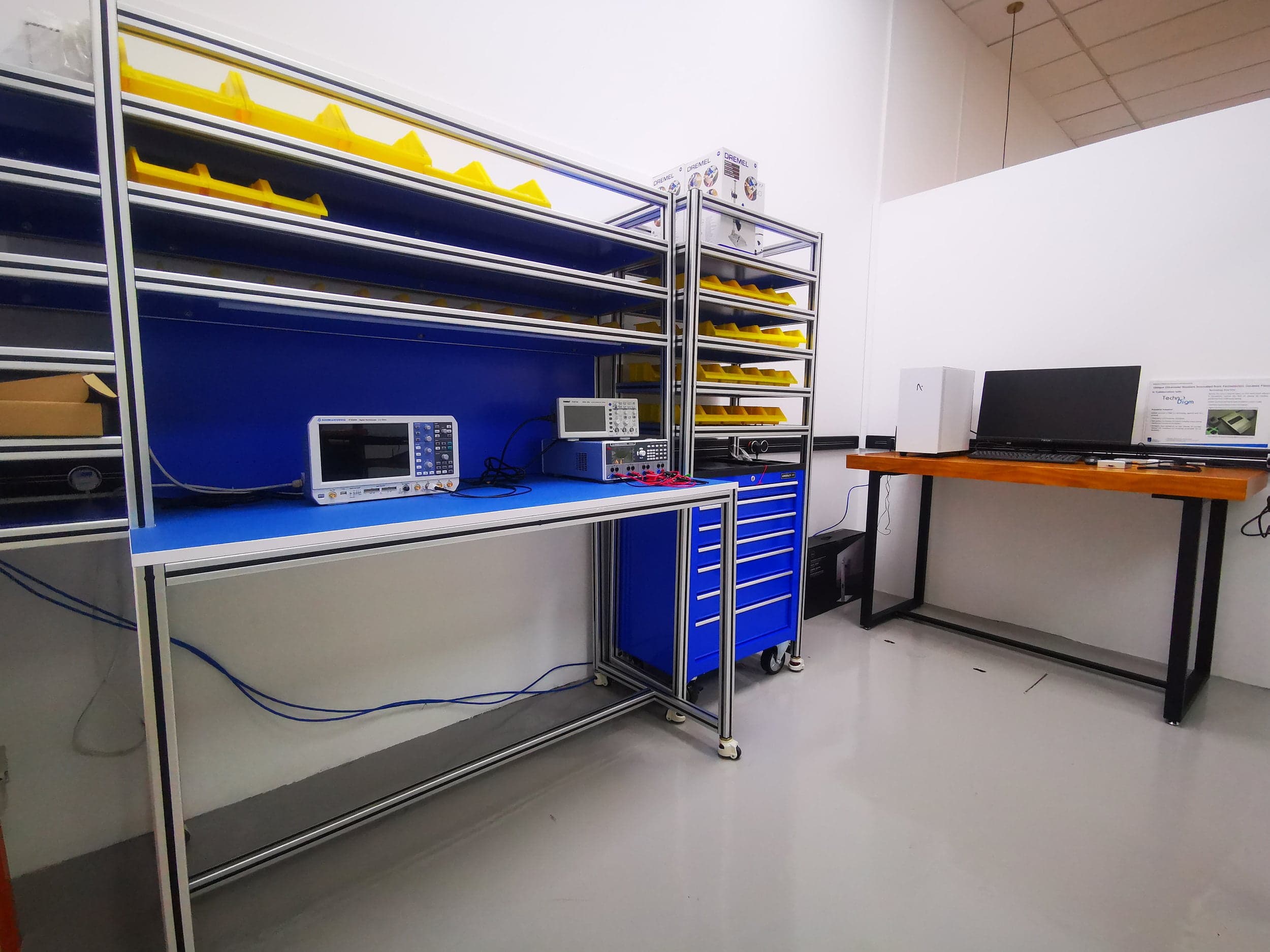 Phòng Lab Line8 — ảnh 5